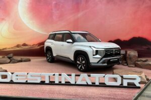 Mesin Turbo Jadi Daya Tarik Utama Mitsubishi Destinator, Tenaga Besar tapi Tetap Irit